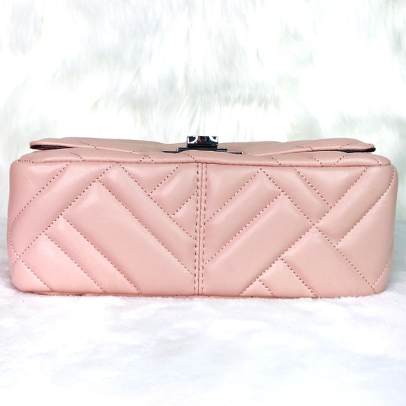 Michael Kors Vivianne Shoulder Flap Crossbody Bag - Picture 5 of 8